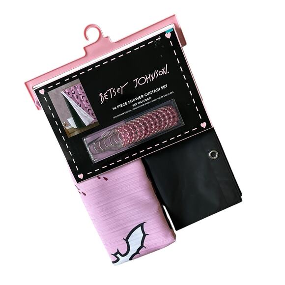 14pc Betsey Johnson Pink BATS Halloween Shower Curtain Hooks Liner Set 72x72 NEW - Picture 4 of 8